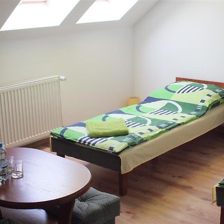Dom Na Lesnej Gorze Apartment Lesna Exterior photo